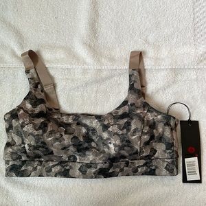 Mono B sports bra brand new with tags size M